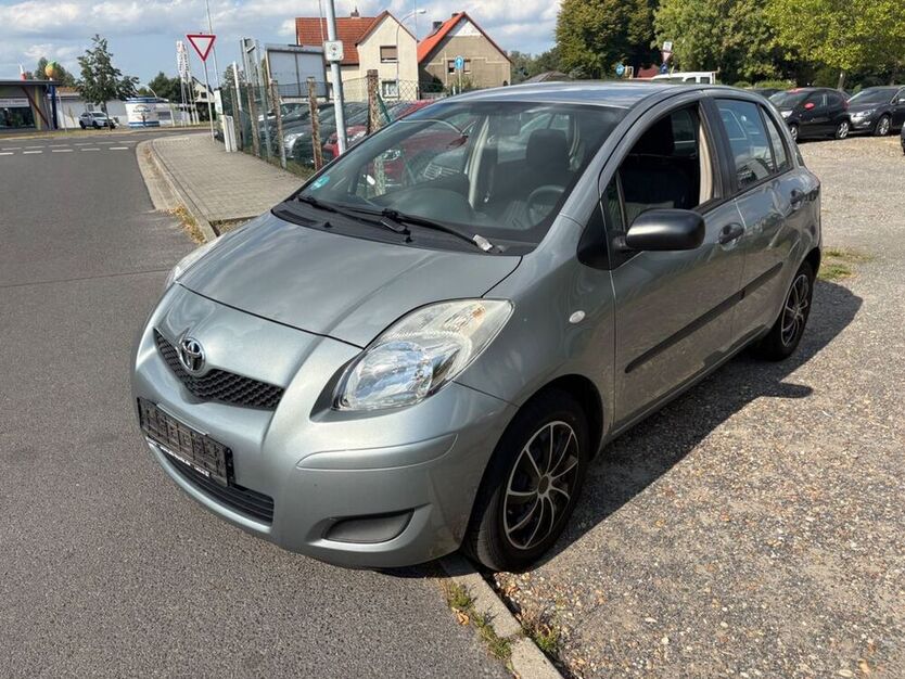 Yaris