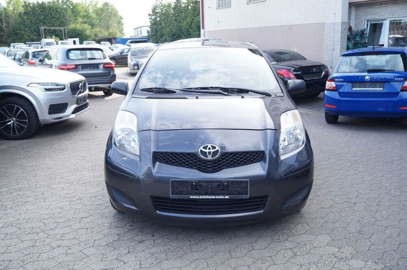 Yaris