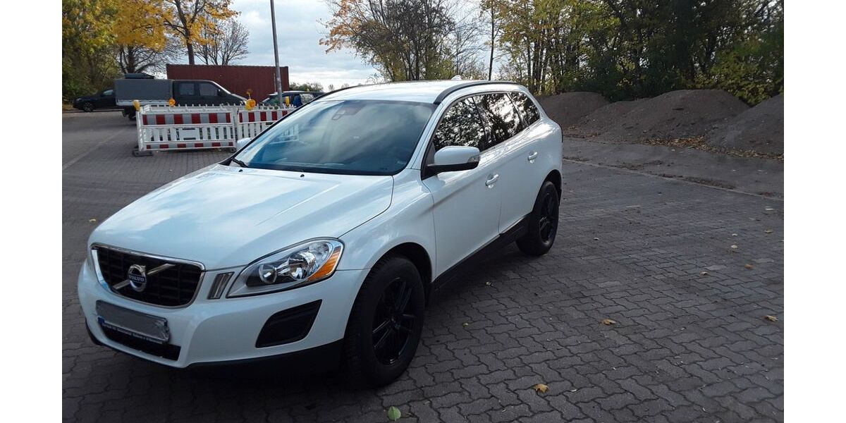 Volvo XC60 231.000 km 8.999 &euro; Borsum 31177