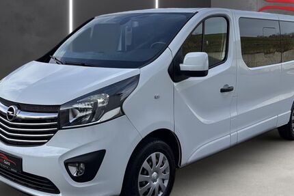 Opel Vivaro 136.000 km 17.999 &euro; Kötz 89359