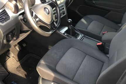 VW Golf 128.000 km 10.990 &euro; Schrobenhausen 86529