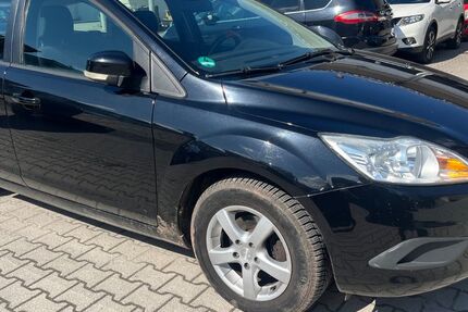 Ford Focus 240.300 km 1.200 &euro; Holzgerlingen 71088