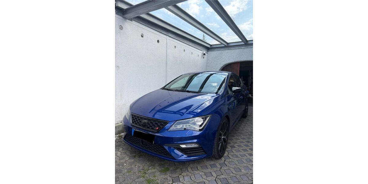 Seat Leon 95.000 km 20.900 &euro; Göppingen 73033