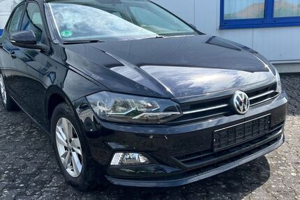 VW Polo 33.000 km 13.700 &euro; Bad Lippspringe 33175