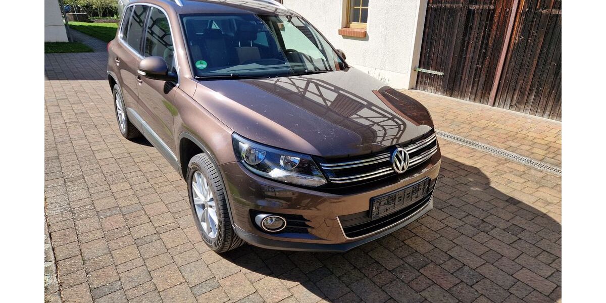 VW Tiguan 146.000 km 9.300 &euro; Dittmannsdorf 09629