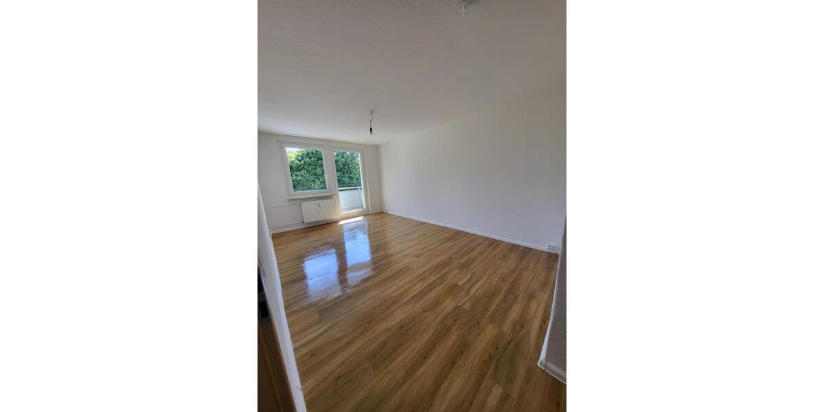 Etagenwohnung Querfurt - 3 Zimmer, 59 m&sup2;, 395&euro; | Angebot:22413462