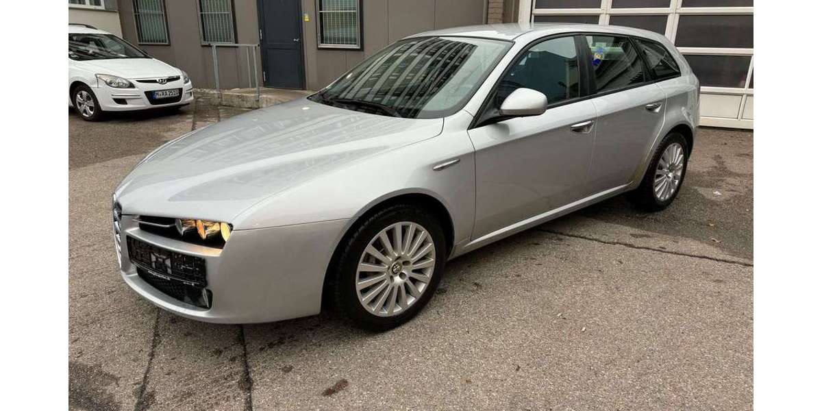 Alfa Romeo 159 122.111 km 5.999 &euro; München 80636