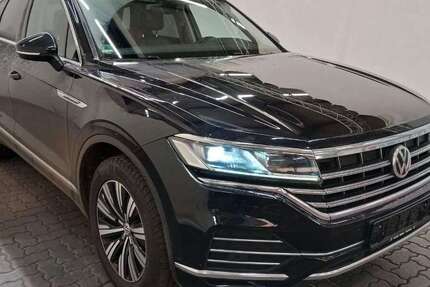 VW Touareg 159.000 km 35.990 € München 81243