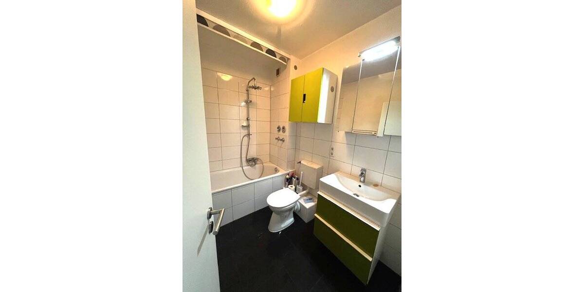 Etagenwohnung Lippstadt-Süd Kernstadt - 3 Zimmer, 68 m&sup2;, 135.000&euro; | Angebot:25736530