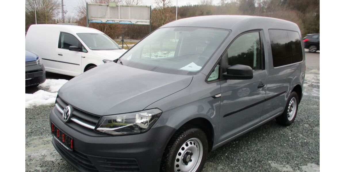 VW Caddy 48.211 km 13.890 &euro; Gera 07548