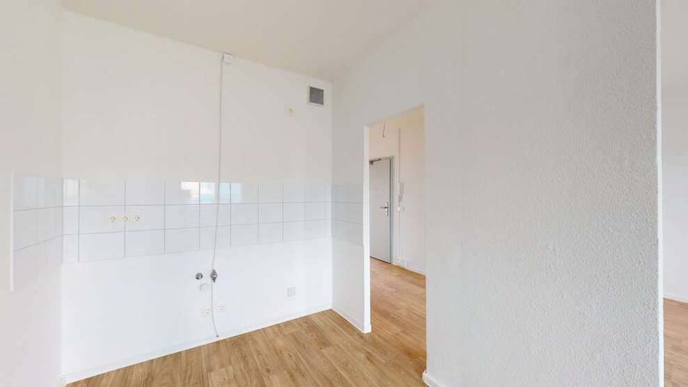 Wohnung zum Mieten in Halle 400 € 57.17 m² 3 zimmer