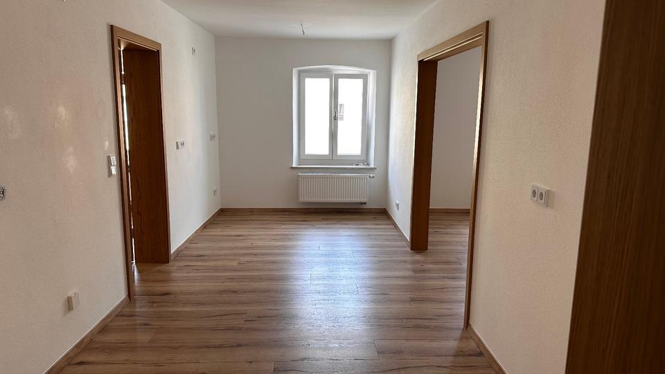 Etagenwohnung Obernzell - 3 Zimmer, 132 m&sup2;, 600&euro; | Angebot:26405859