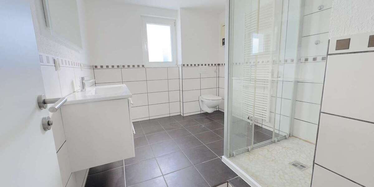 Etagenwohnung Pforzheim Nordstadt - 5 Zimmer, 125 m&sup2;, 1.320&euro; | Angebot:26242661