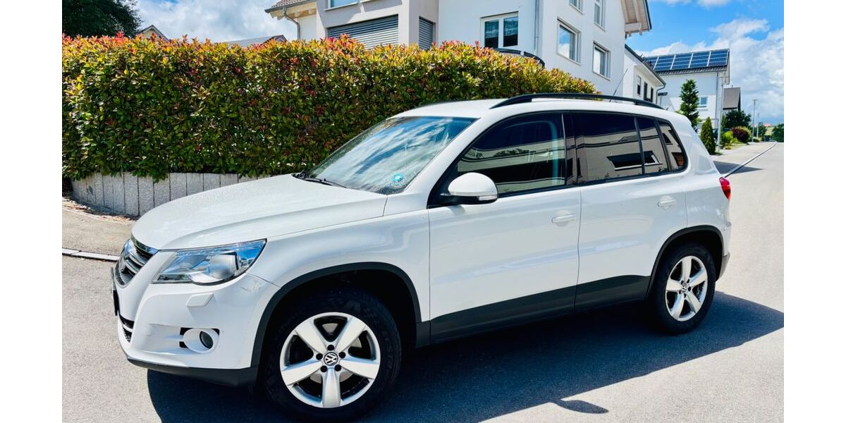 VW Tiguan 112.000 km 7.500 &euro; Engen 78234