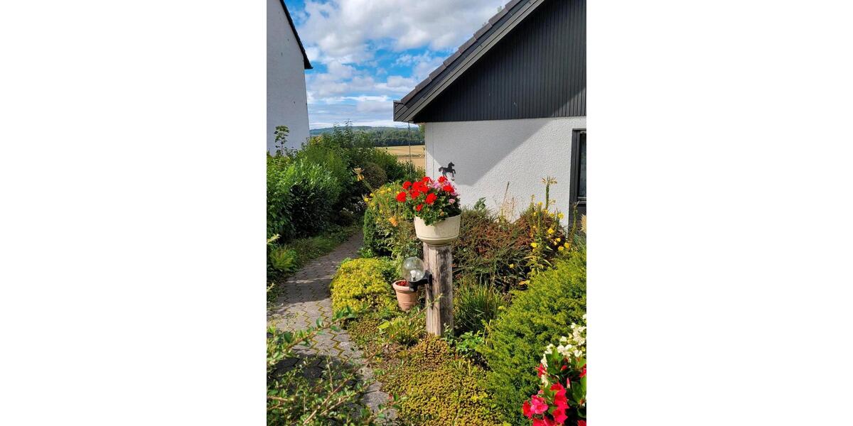 Dachgeschoßwohnung Iserlohn Sümmern - 3 Zimmer, 72 m&sup2;, 550&euro; | Angebot:24837968