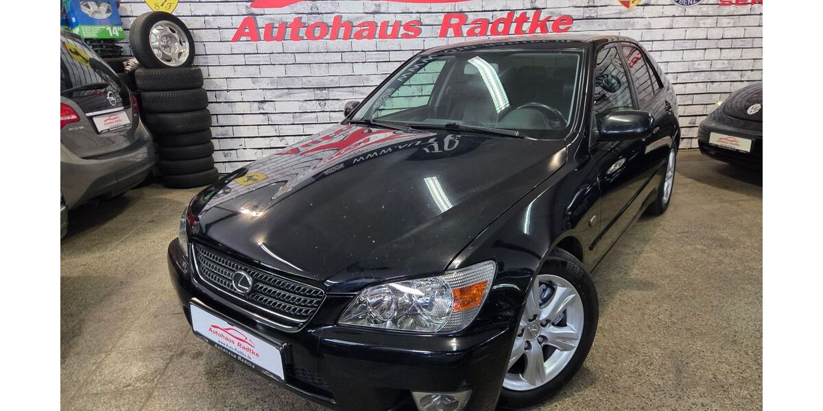 Lexus IS 200 238.000 km 5.490 &euro; Potsdam 14478