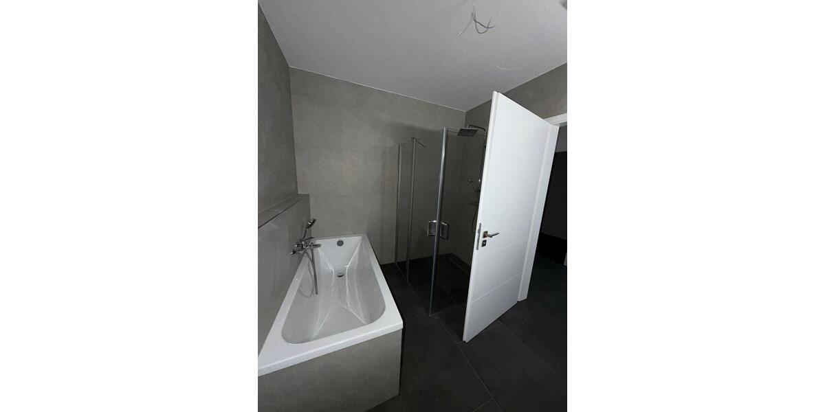 Einfamilienhaus Lotte - 2 Zimmer, 81 m&sup2;, 1.320&euro; | Angebot:24813801