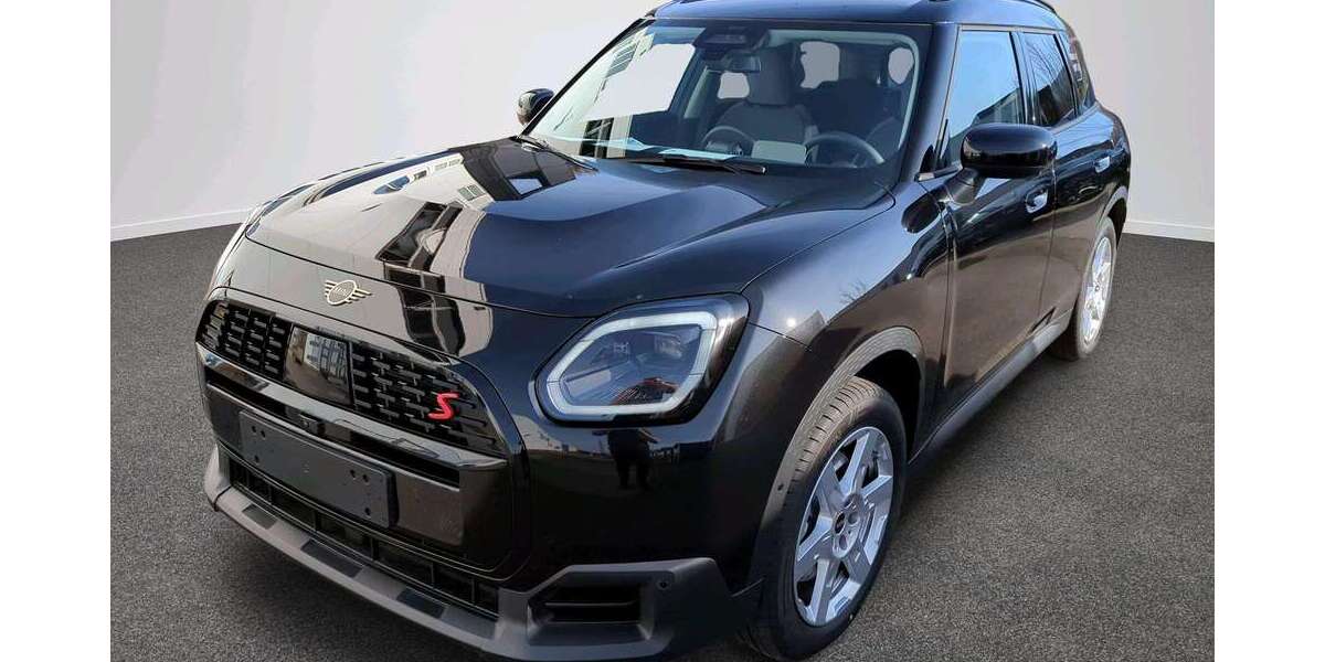 Mini Countryman S All4 2.020 km 43.560 &euro; München 80788