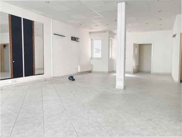 Gewerbeobjekt Auerbach - 4 Zimmer, 69.900&euro; | Angebot:21104107