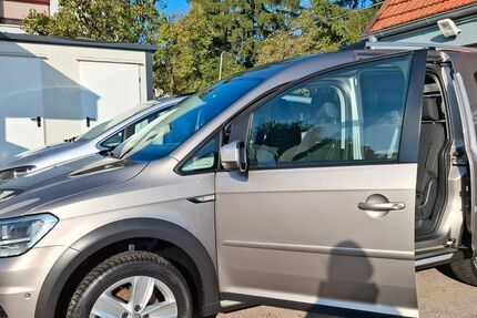 VW Caddy 106.500 km 16.800 € DACHAU 85221