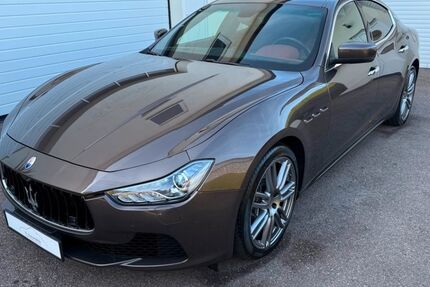 Maserati Ghibli 43.000 km 37.900 &euro; Waldenburg/Sailach 74638