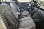 VW T-Roc R-Line 2025 LED-Matrix IQ Kamera VIC DSG 28.600 km 27.900 &euro; Garrel 49681