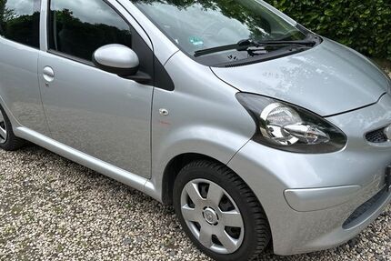 Toyota Aygo (X) 21.000 km 5.850 &euro; Simmern (WW) 56337