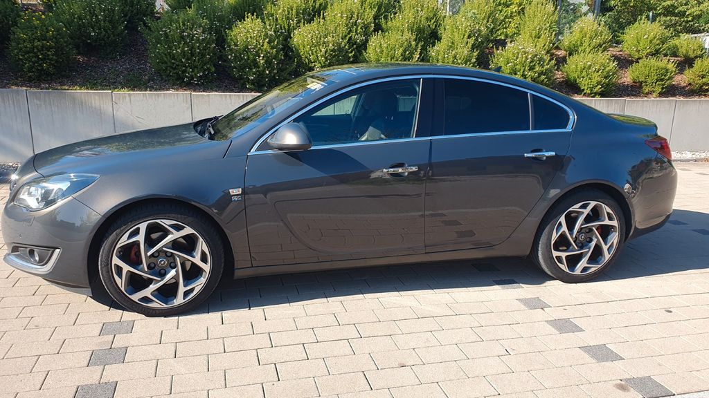 Opel Insignia 242.500 km 5.990 &euro; Langweid am Lech 86462