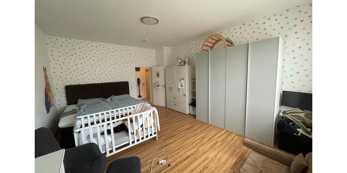 Erdgeschoßwohnung Postbauer-Heng Heng - 4 Zimmer, 130 m&sup2;, 399.000&euro; | Angebot:26885121