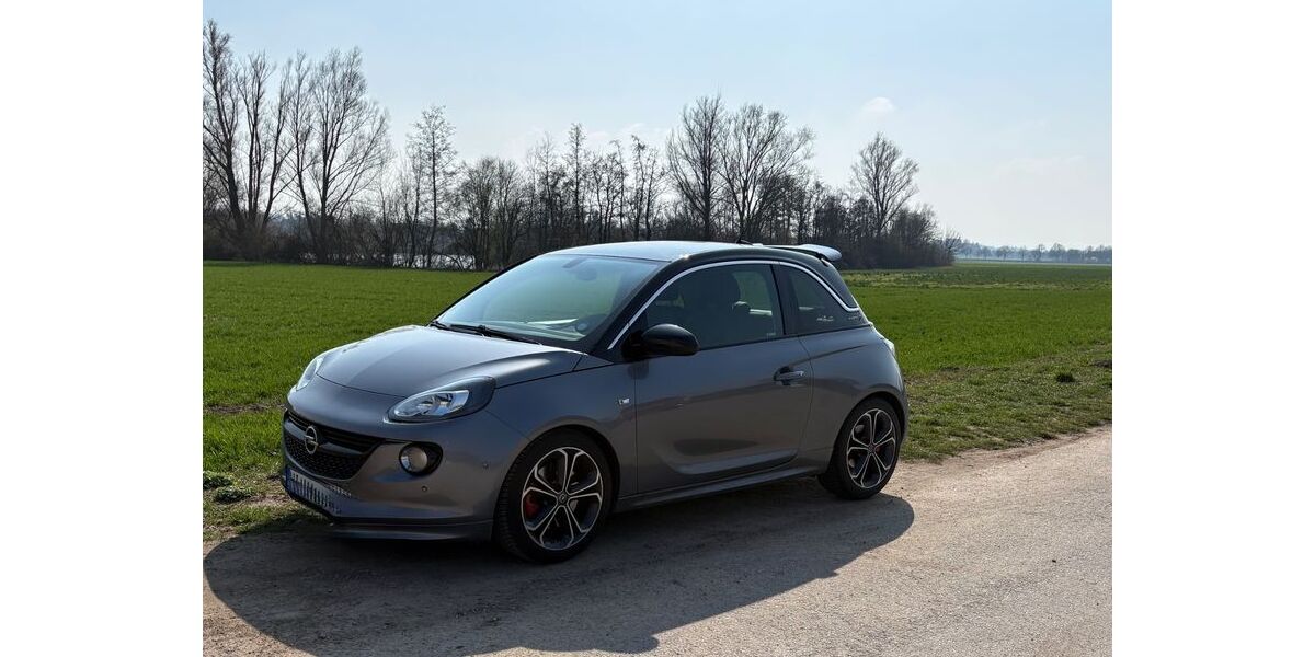 Opel Adam 58.000 km 9.900 &euro; Nordstemmen 31171