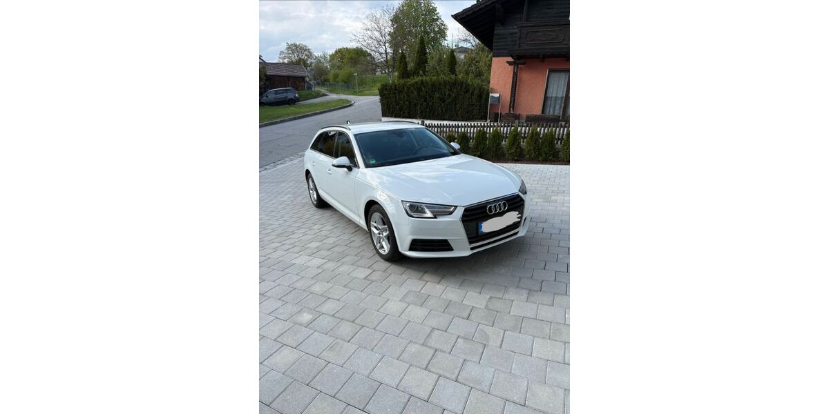 Audi A4 176.000 km 15.200 &euro; Winzer 94577