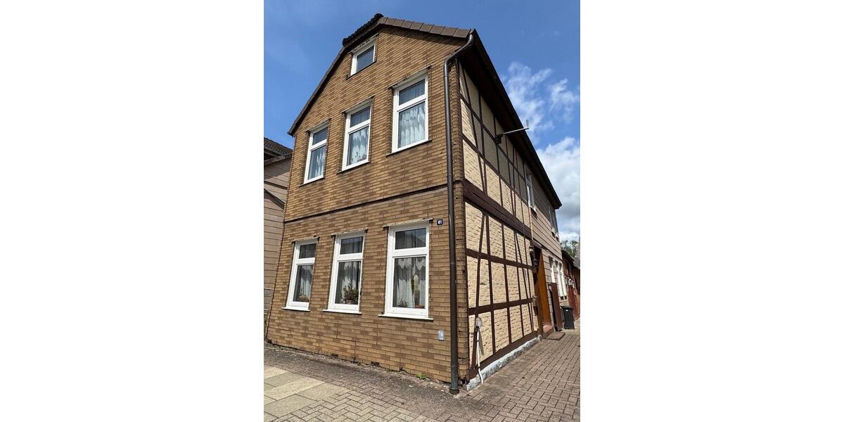 Einfamilienhaus Bergen an der Dumme - 8 Zimmer, 160 m&sup2;, 210.000&euro; | Angebot:27095743