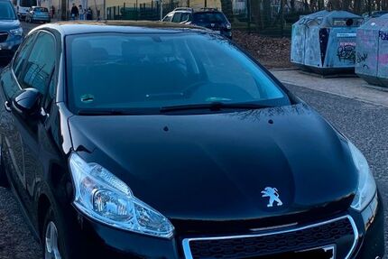 Peugeot 208 120.000 km 5.550 &euro; Eberswalde 16225