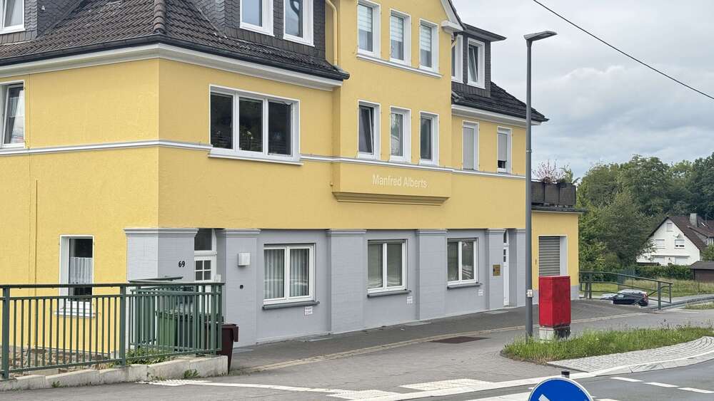 Büro in Wiehl- Bielstein 1.200 € 120 m² zimmer