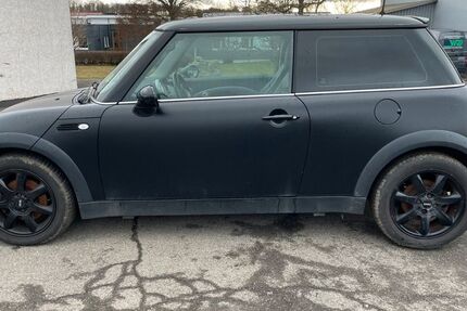 Mini Cooper 135.000 km 800 &euro; Hohenstein-Bernloch 72531