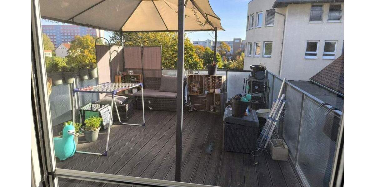 Etagenwohnung Magdeburg Neue Neustadt - 3 Zimmer, 98 m&sup2;, 800&euro; | Angebot:24973429