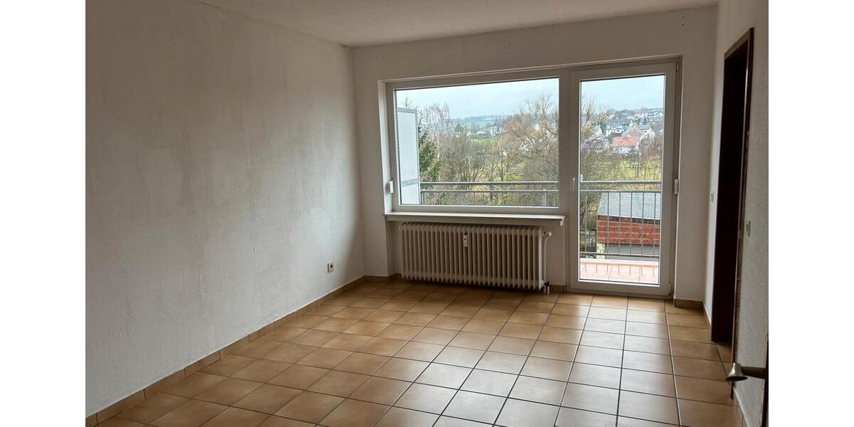 3 ZKB Wohnung *laufende Sanierungsarbeiten* 5 zimmer