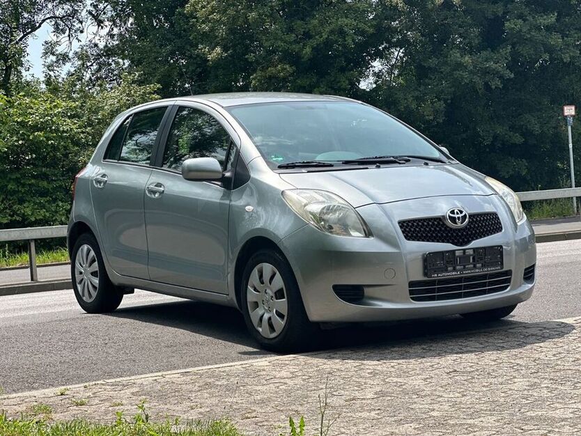 Yaris