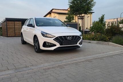 Hyundai i30 62.800 km 15.000 &euro; Ludwigshafen am Rhein 67067