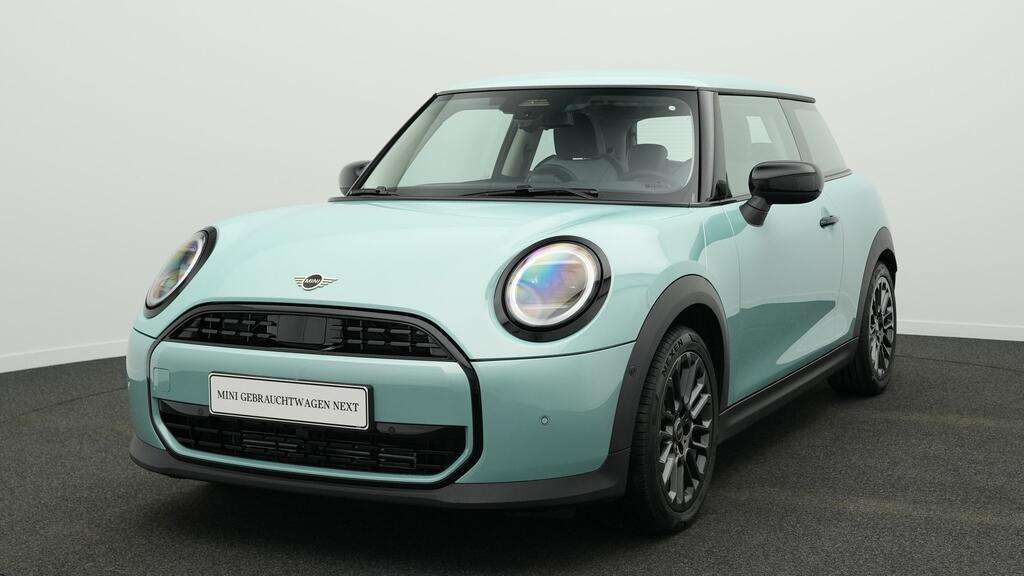 Mini Cooper C 4.705 km 27.683 &euro; München 80788