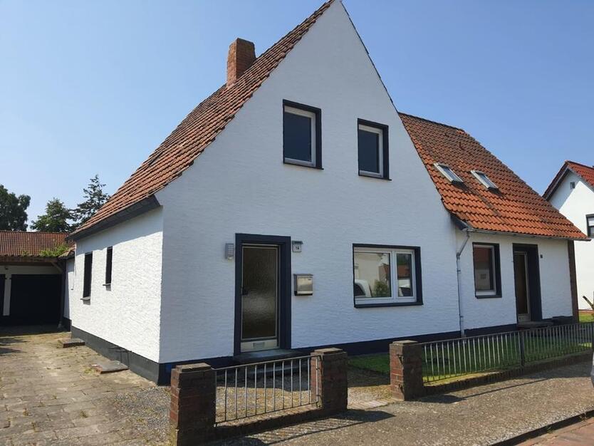 Wohnen mit viel Platz- renoviertes Haus mit schönem Garten in Sulingen zu vermieten!
