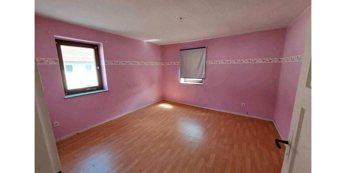 Reihenhaus Cornberg - 155.000&euro; | Angebot:27110227