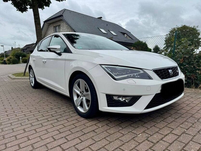 Seat Leon 53.200 km 15.900 € Rheinberg 47495
