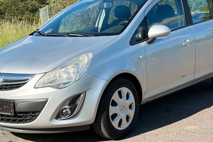 Opel Corsa 98.378 km 3.670 &euro; Sangerhausen 06526
