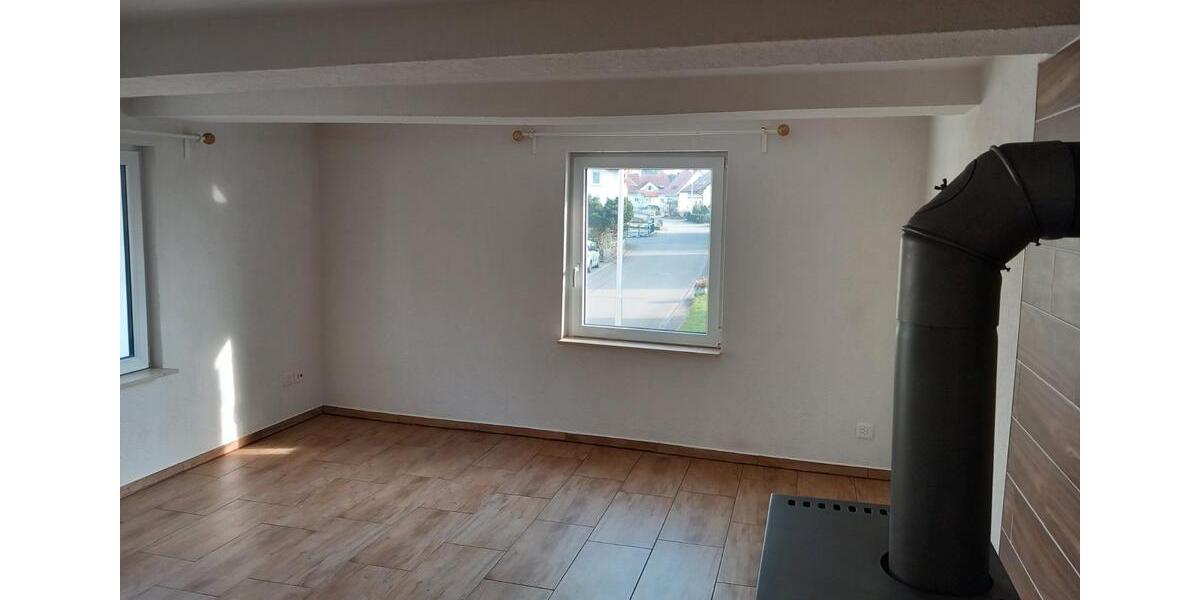 Einfamilienhaus Jestetten - 7 Zimmer, 230 m&sup2;, 595.000&euro; | Angebot:26414842