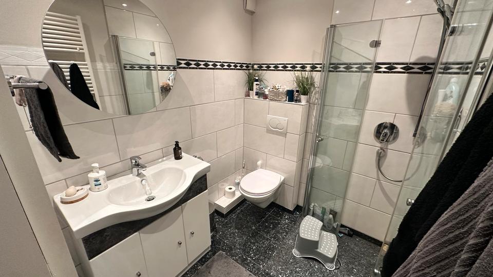 Terrassenwohnung Bad Neuenahr-Ahrweiler Ahrweiler - 5.5 Zimmer, 155 m&sup2;, 1.700&euro; | Angebot:26365124