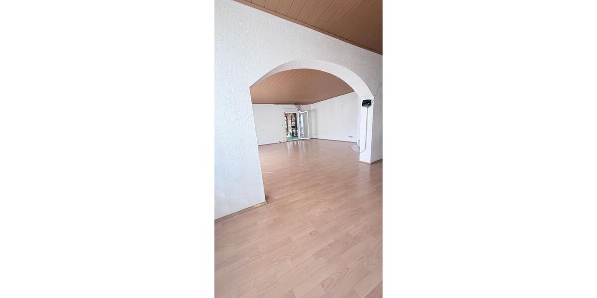 Erdgeschoßwohnung Wiesloch - 3 Zimmer, 105 m&sup2;, 1.299&euro; | Angebot:26285269