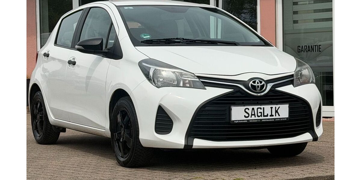 Toyota Yaris 150.000 km 5.900 &euro; Neumünster 24539