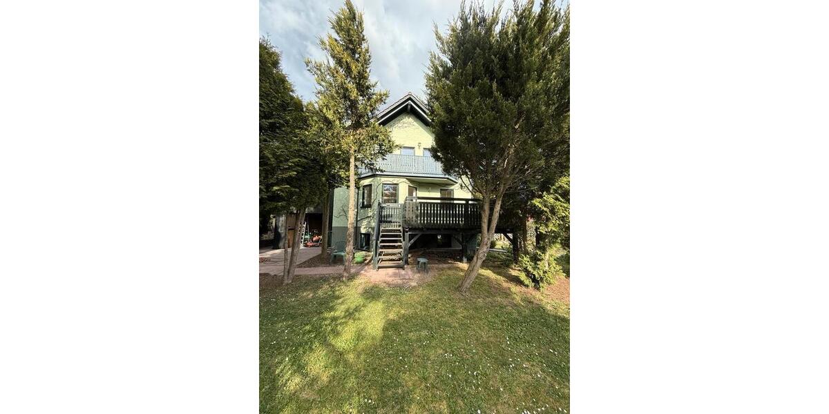 Haus im Grünen: EFH mit kleiner ELW und großem Garten 3 zimmer