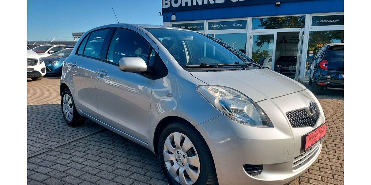 Toyota Yaris 127.896 km 3.099 &euro; Leipzig 04328